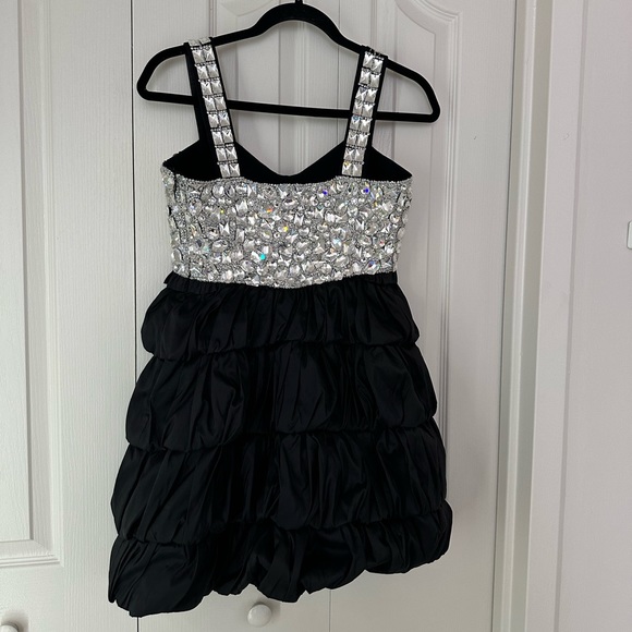 Mini dress - Picture 10 of 17